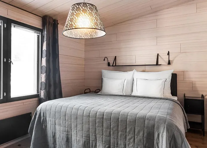 Дом отдыха Ritva - Modern - Lakefront - Hot Tub