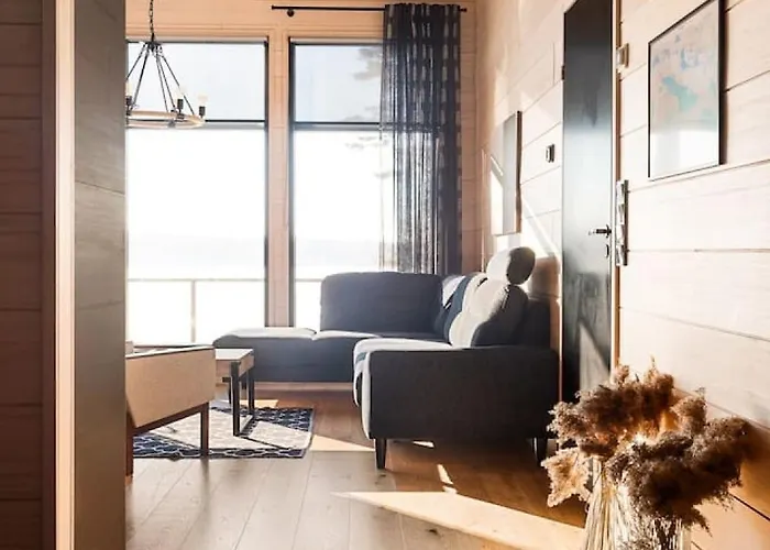 Ritva - Modern - Lakefront - Hot Tub